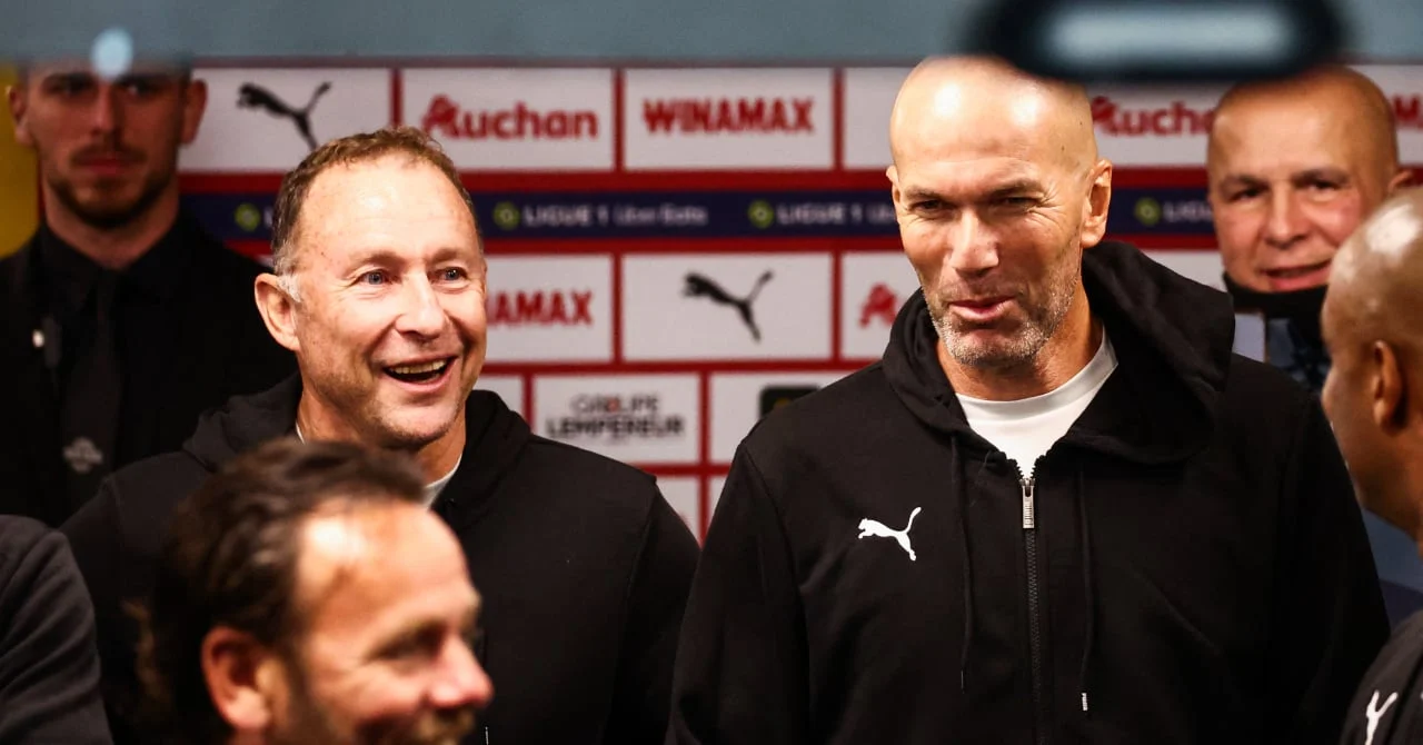 Papin with Zidane and Barthez, the big announcement