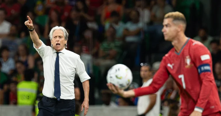 Portugal coach responds to Cristiano Ronaldo