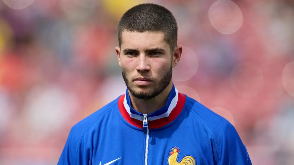 Elyaz Zidane dodges a question on France and Algeria