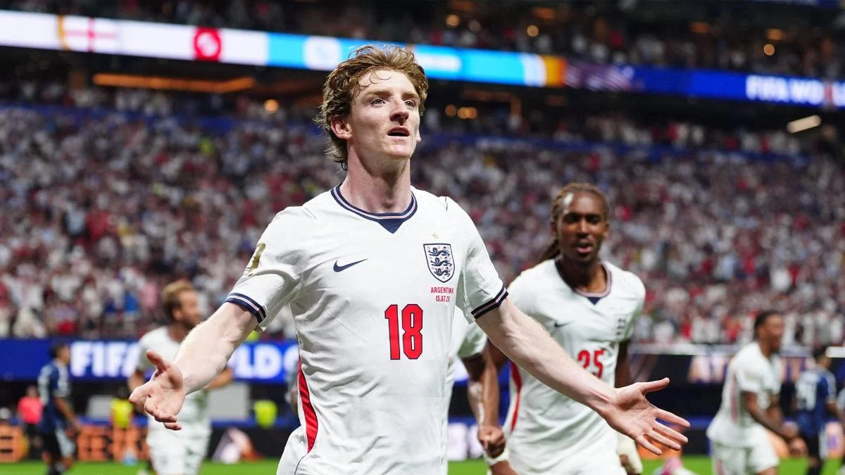 England, FC Barcelona: Anthony Gordon has entered another dimension