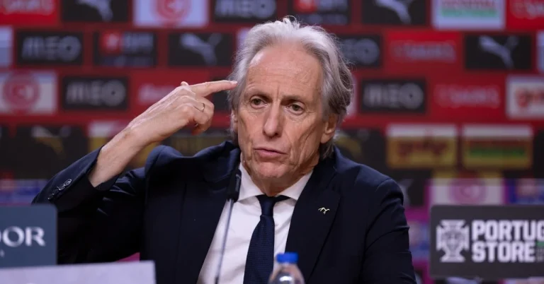 Jorge Jesus humiliates Cristiano Ronaldo again