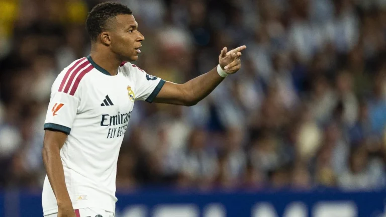 Kylian Mbappé attacked José Mourinho according to the Madrid press!
