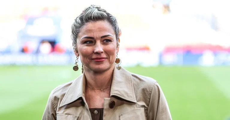 Laure Boulleau, confirmed commitment