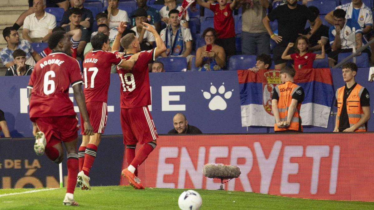 Liga: three goals in added time, a red and a completely crazy 3-3 between Levante and Sevilla