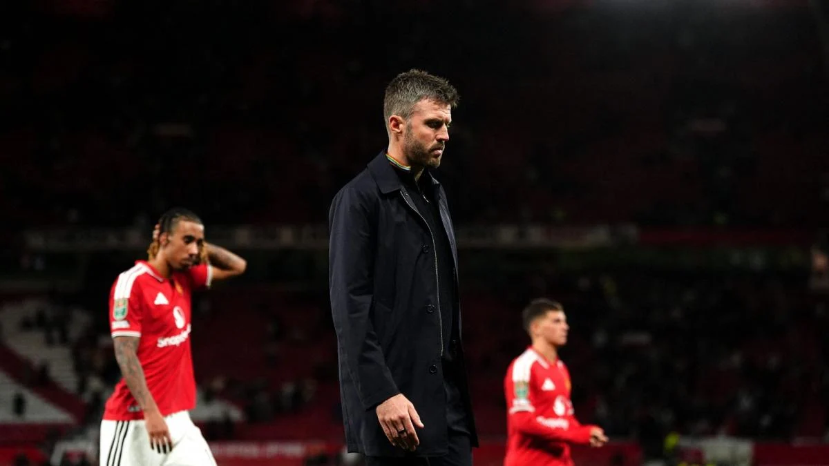 Manchester United already have a big favorite to replace Michael Carrick!