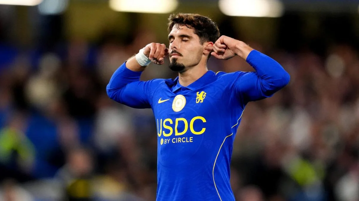 Premier League: Chelsea win against Everton thanks to a double from Pedro Neto