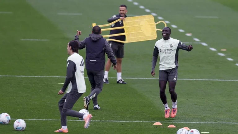 Real Madrid: Ferland Mendy back in training