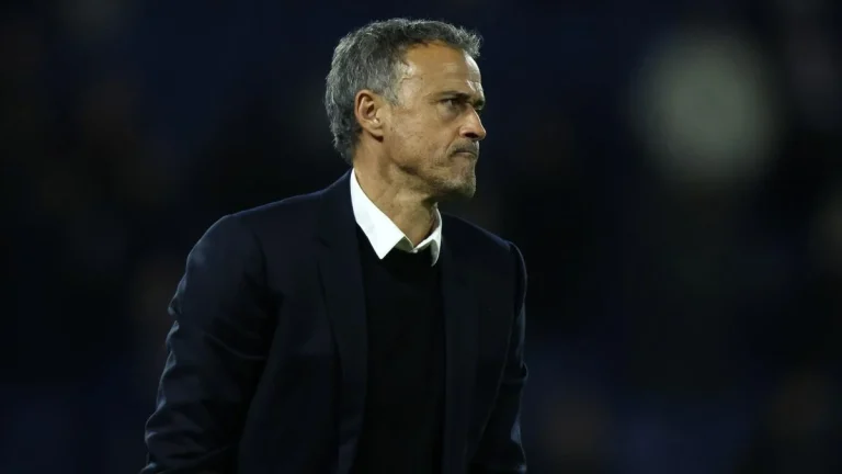 Spain: Motorcyclist dies in collision with car containing Luis Enrique's daughter